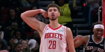 kaiyun-NBA球员投票出炉：申京当选最被高估球员 约翰逊怀特并列最被低估