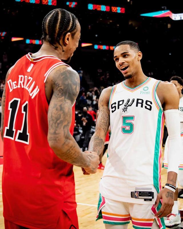 1643530310203060747.jpg 1075feb72a729816df8d78872b5f3fc.jpg